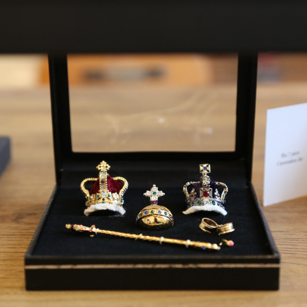 Crown Miniature Set - Seven Piece Coronation