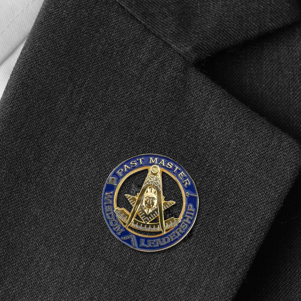 Past Master Masonic Pin Badge