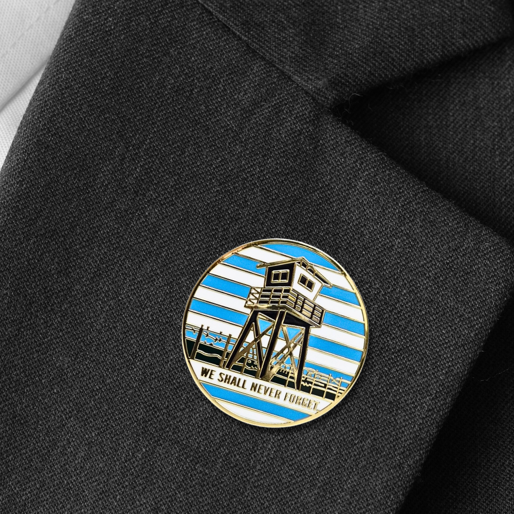 Never Shall We Forget Auschwitz-Birkenau Pin Badge