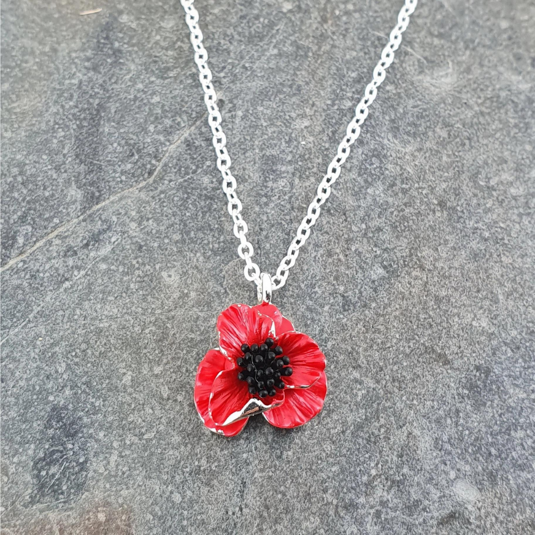 Red Flower Pendant Necklace