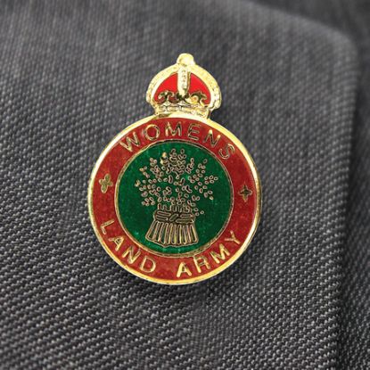 Women's Land Army Lapel Pin Badge